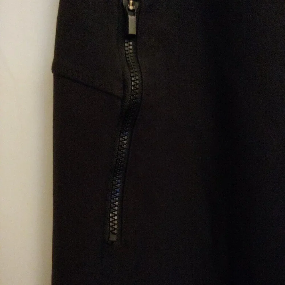 Athleta womens black yoga leggings  with zipper pockets size S - Picture 7 of 15